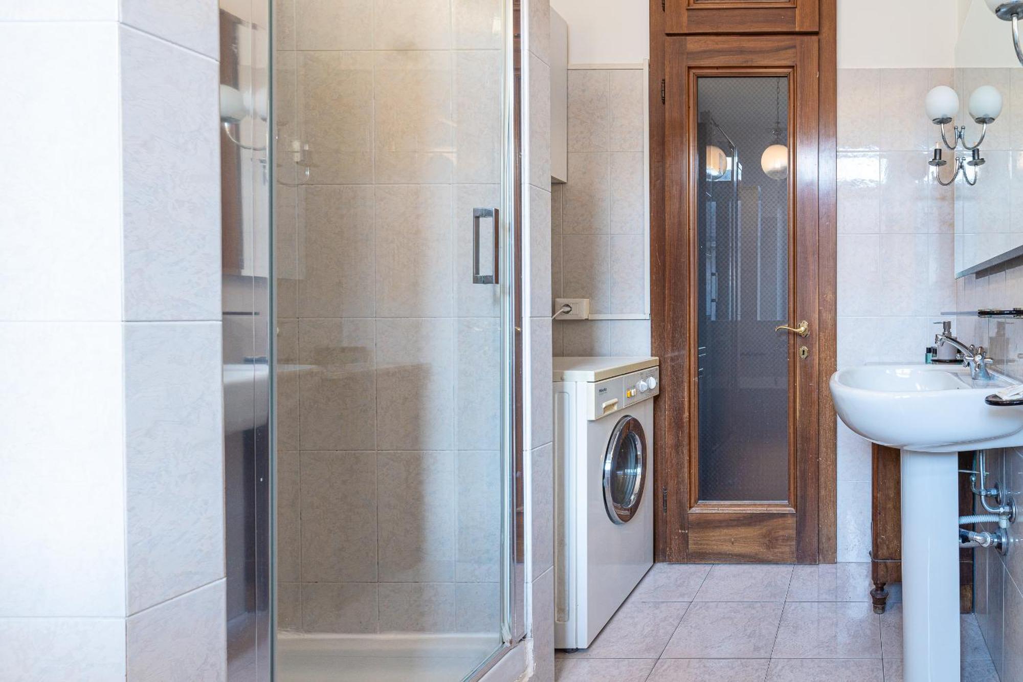 Easy Central Apartment - Milano Porta Romana ภายนอก รูปภาพ